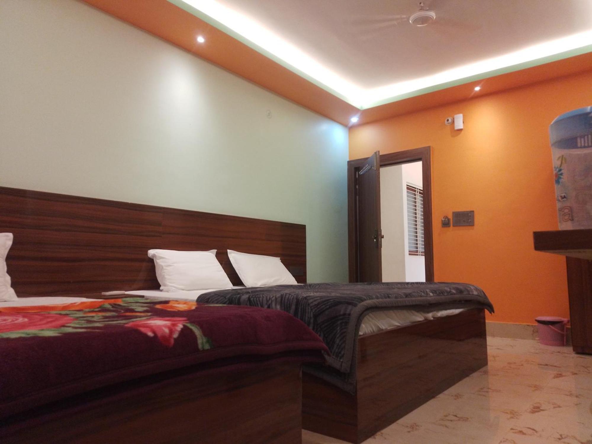 Siyaram Kunj Hotel Ayodhya Exterior foto